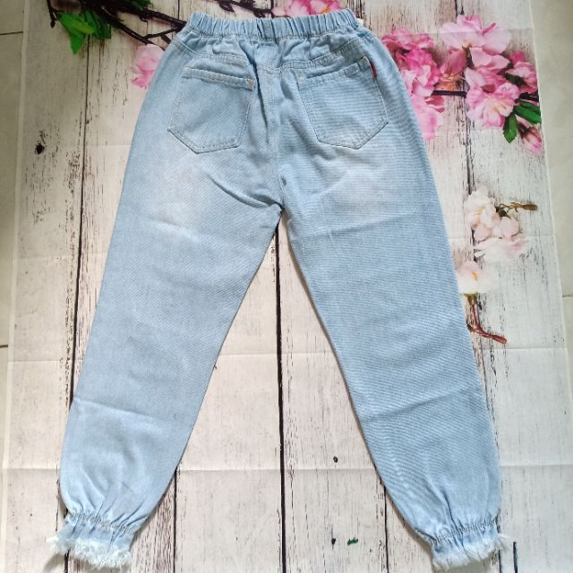 Quần jeans baggy ống túm_ yêu ngay cái nhìn đầu tiên