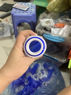 Dụng cụ chặn mùi hôi cống thần thánh