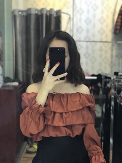 Áo sơ mi trễ vai