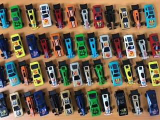 Set 50 ô tô sắt cho bé