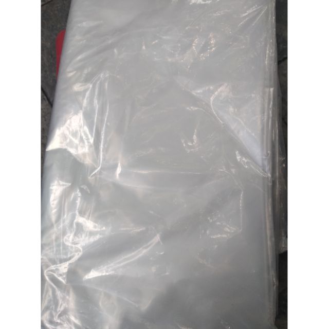 1 chiếc túi nilon to khổ 1,8m * 2,2m
