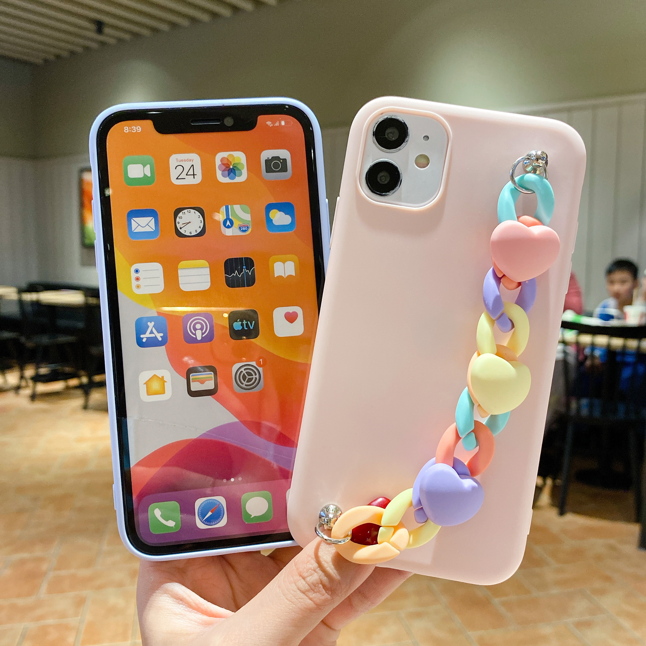 Ốp Lưng Silicone Họa Tiết Bánh Macaron Với Dây Đeo Tay Cho Iphone 12 Mini 11 Pro Xs Max Xr X 8 7 6s 6 Plus Se 2020