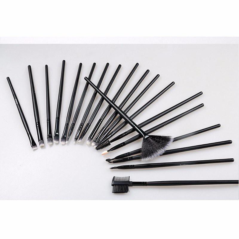 Bộ cọ trang điểm đánh phấn và nhiều chức năng khác,có 32 món mỏi món có 1 chức năng để làm đẹp khác nhau