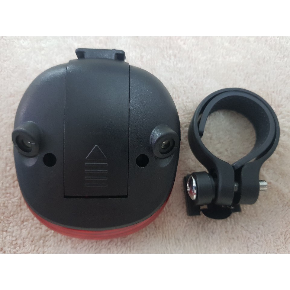 Đèn hậu xe đạp, đèn chớp cảnh báo gắn phía sau siêu sáng giúp đạp xe an toàn ban đêm,có nhiều chế độ chỉnh