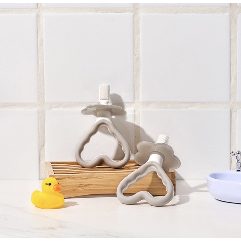 SET VỆ SINH RĂNG MIỆNG VÀ GẶM NƯỚU CHO BÉ 6-18 THÁNG MOTHER-K