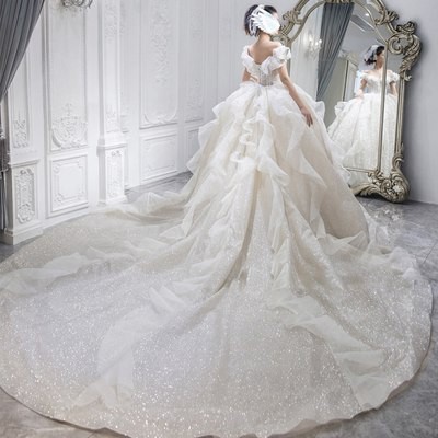 Cho thuê 2020 mới váy cưới pháp Hepburn bầu trời đầy sao sen siêu Cổ Tích giấc mơ bầu không khí sang trọng Net Đỏ rung â