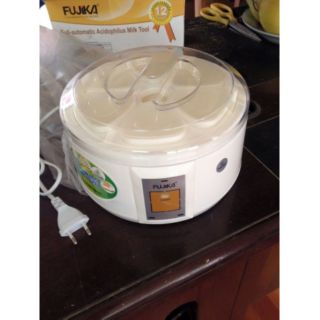 Máy làm sữa chua 6 cốc Fujika