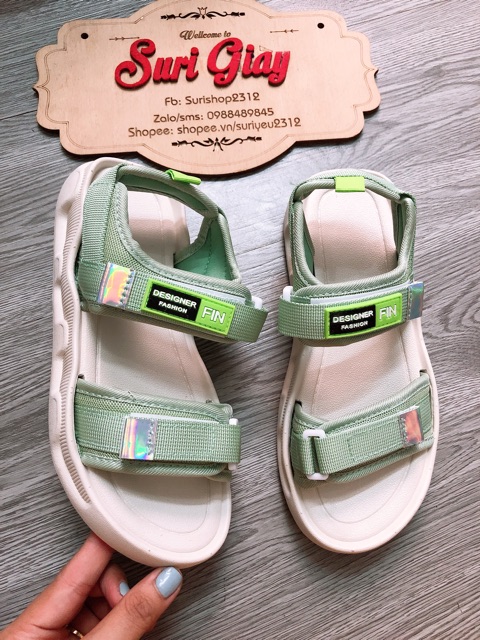 FREESHIP GIÀY SANDAL HỌC SINH FIN HAI QUAI DÁN ÊM CHÂN SIÊU XINH