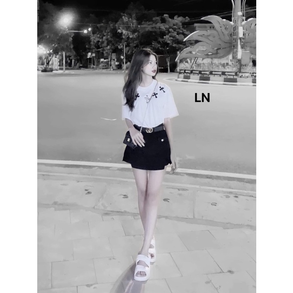 Áo phông chữ thập vòng cổ LN11