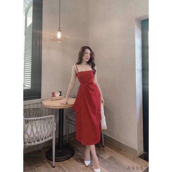 Đầm đỏ dự tiệc hai dây xoè phối nơ eo | BigBuy360 - bigbuy360.vn