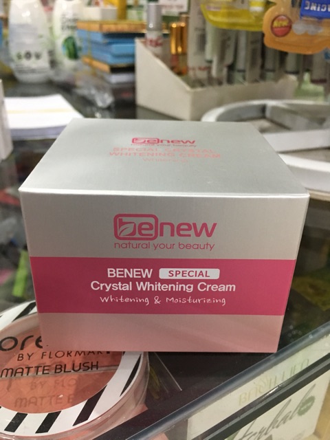 Kem dưỡng trắng da Benew Special Crystal Whitening Cream