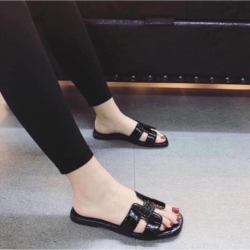 [ Freeship] Dép lê nữ Chữ H da rắn màu đen trơn hàng loại đẹp full size 36-39