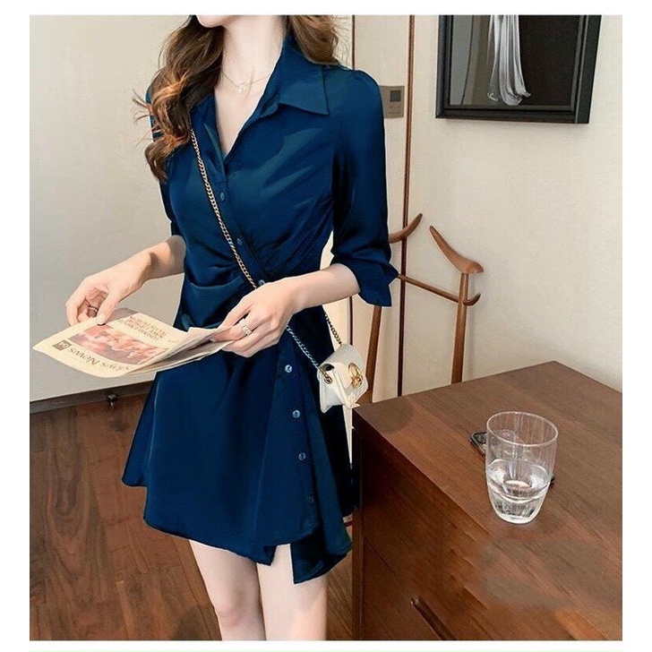 Đầm xoè đen cổ sơ mi cách điệu