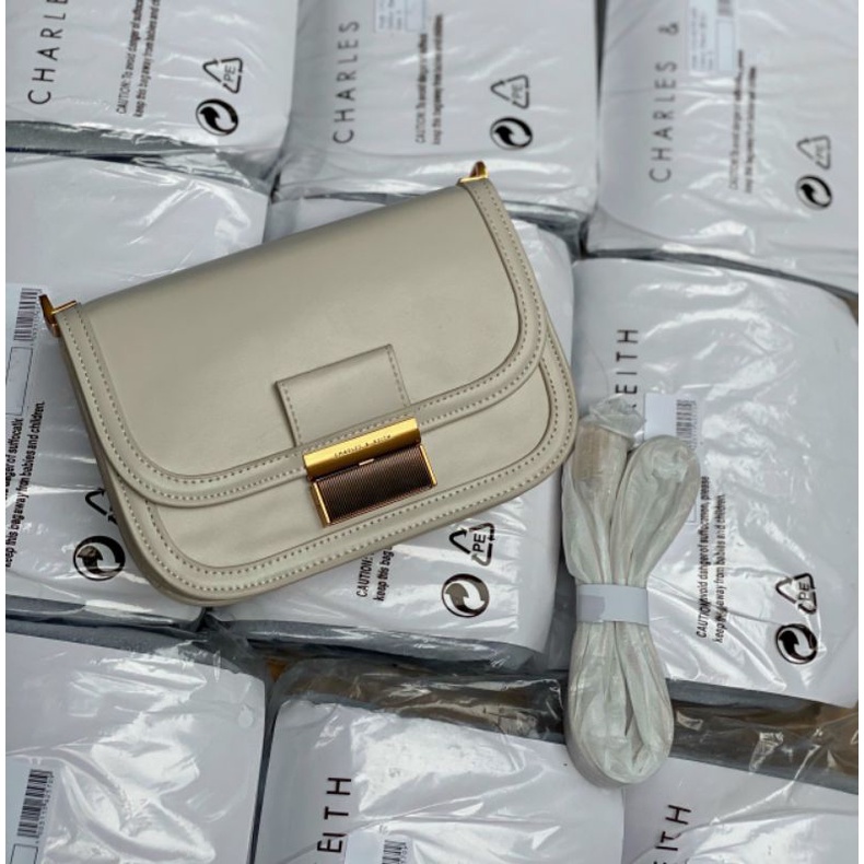 TUI CNK CHARLOT BAG SZ 22