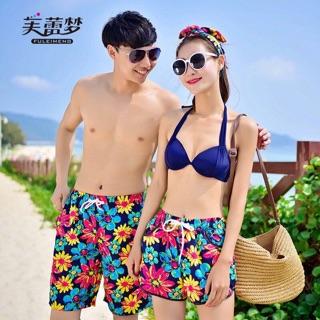 Quần đôi đi biển