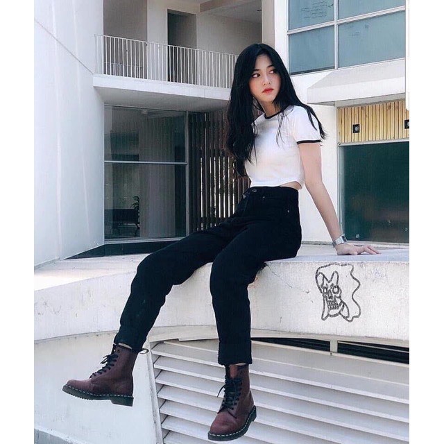 Áo Croptop bozip Viền tay ngắn bo 2 màu đen trắng đẹp thời trang | BigBuy360 - bigbuy360.vn