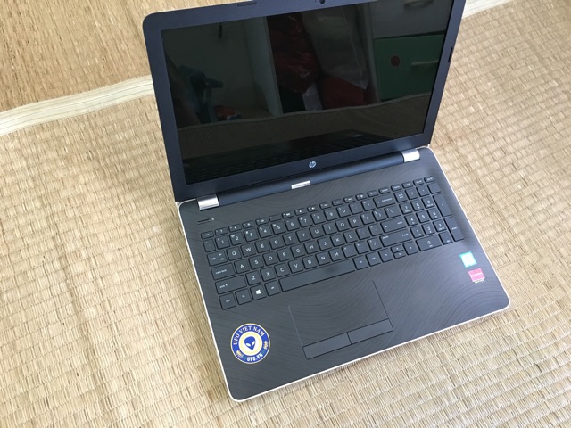 Laptop UFO hp 15 vàng Gold sang trọng đẹp thời trang SSD nhanh xé gió | BigBuy360 - bigbuy360.vn