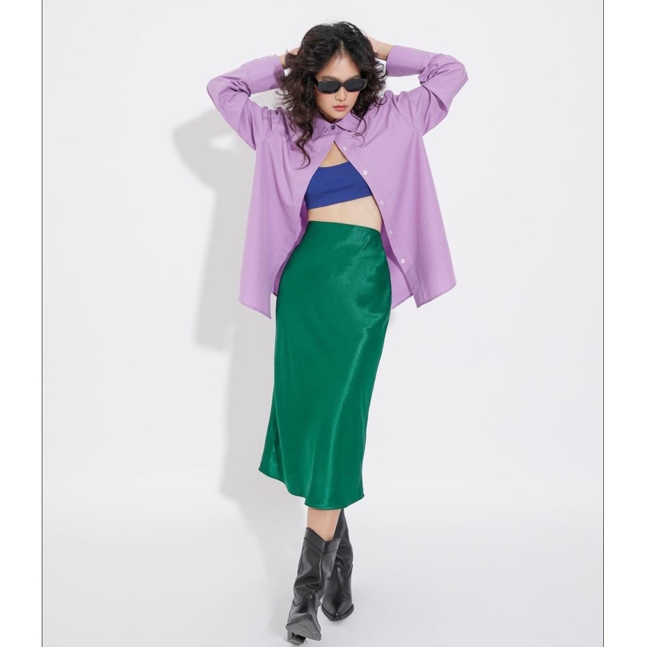 Chân váy lụa xanh midi Fabric Holic