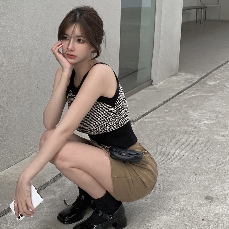 Áo Croptop Sát Nách Thiết Kế Ôm Sát Quyến Rũ