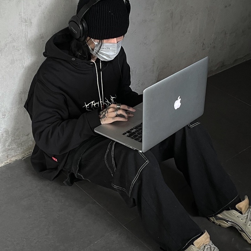 №▪◕ILSN Upside Down Hoodie - Black/ Áo nỉ chân cua bông thiết kế madeby.illustration khoác