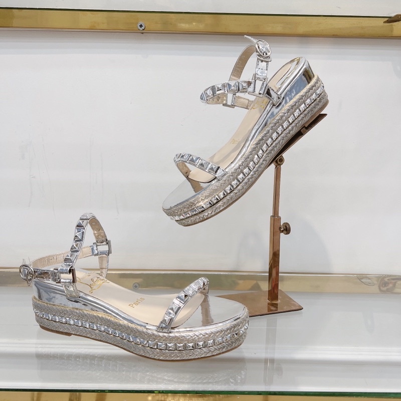 Sandal xuồng  viền cói tán đinh lou•bou•tin super fullbox
