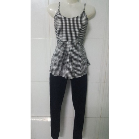 Thanh lý set trang phục size M dưoi 50kg .