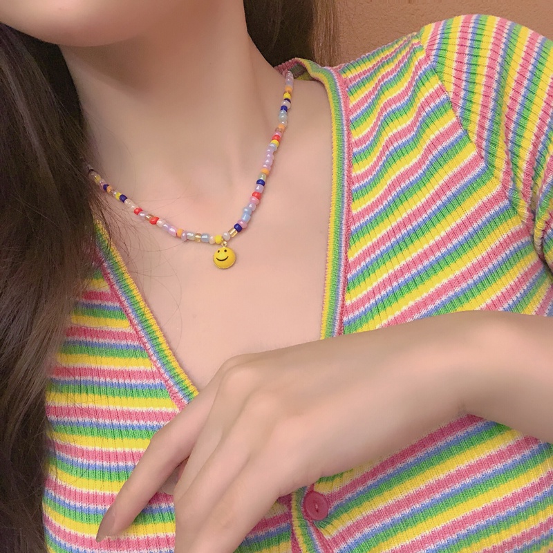 Vòng cổ hạt cườm nhiều màu sắc charm mặt cười độc lạ