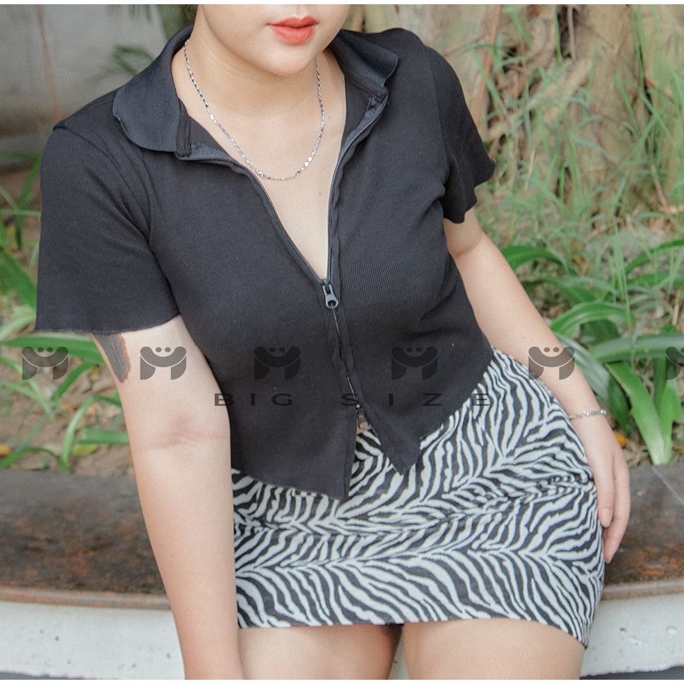 Áo croptop bigsize nữ khoá kéo 2 đầu tay ngắn ôm sexy MUP bigsize AC01