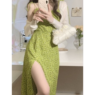 Set đầm midi 2s hoa xanh nhí + Khoác crop trắng