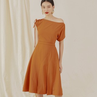 OLV - Đầm lệch vai Yammy