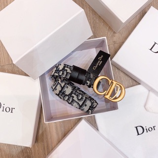 Thắt lưng váy Dior