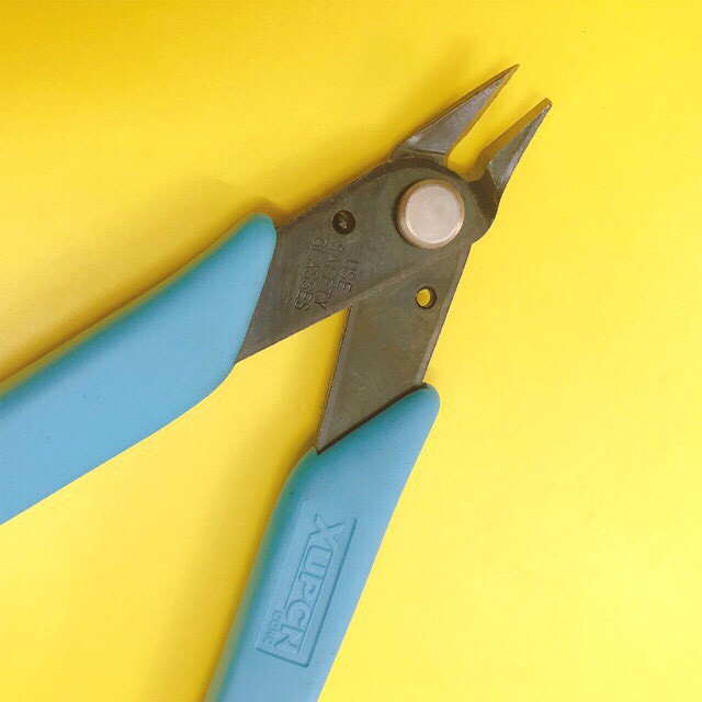 kìm phá đá nail, Kìm phá móng giả- CHEAP NAIL