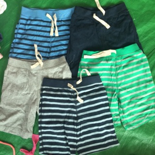 Quần short thun bé trai Baby Gap