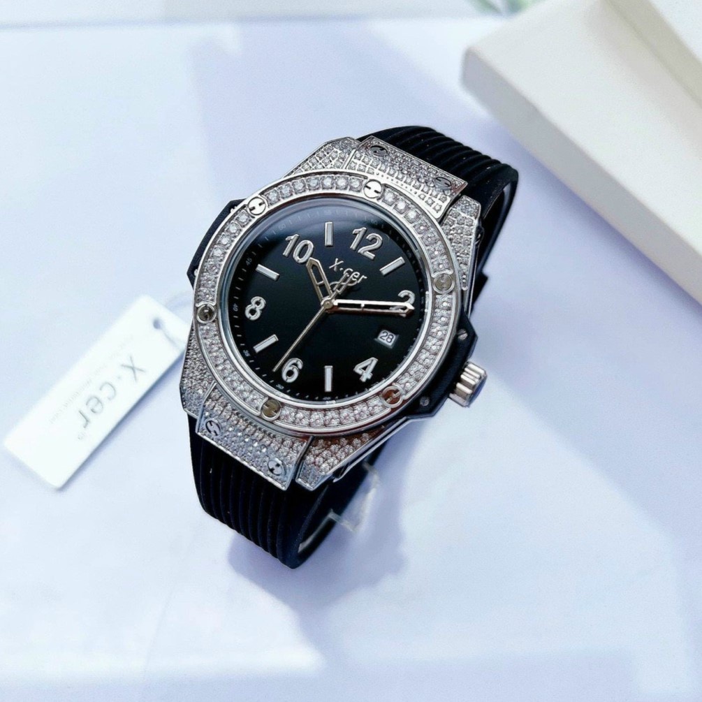 Đồng Hồ Xcer Nữ Silicon Đen Tròn Đính Đá Silver 36mm B0611 Chính Hãng