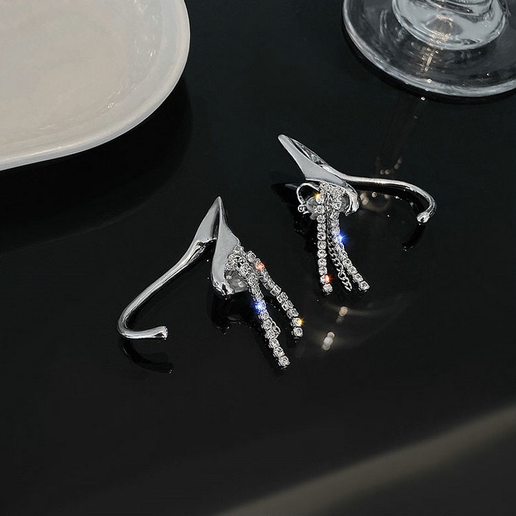 Khuyên Vành Tai Hình Elf Phong Cách Harajuku Hip Hop Cá Tính