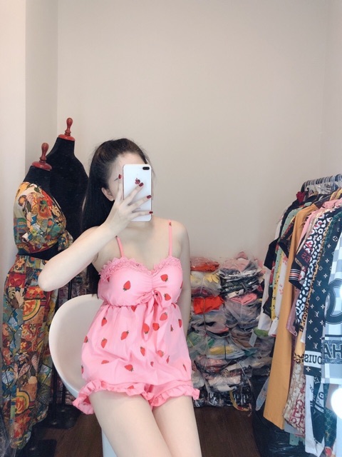 [SALE 20%] Đồ bộ trái dâu phối ren có mút | BigBuy360 - bigbuy360.vn