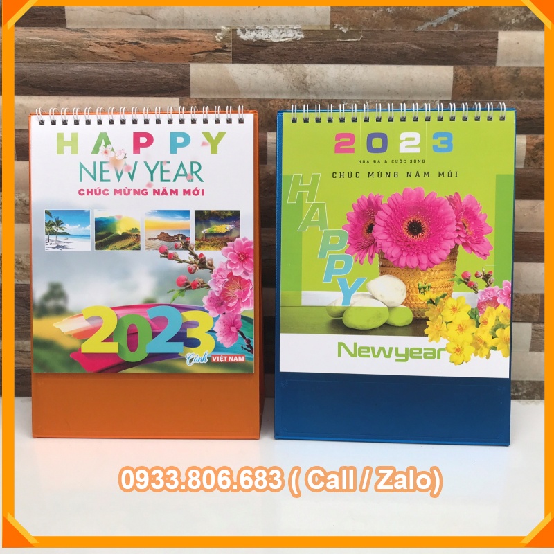 Lịch Để Bàn Chữ M 2023 - Mẫu Ngẫu Nhiên KHỔ 16.6X23CM [VPP Trí Nhân]