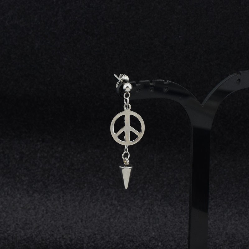 Khuyên tai nam nữ hình quả nhọn phối xích phong cách cá tính