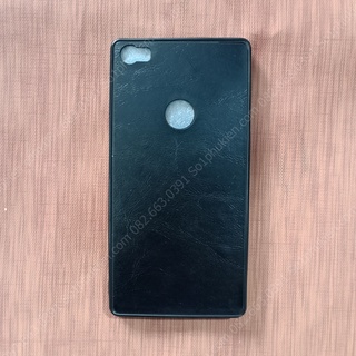 Ốp lưng Bphone 3/bphone 3 pro lưng da cao cấp, khắc theo yêu cầu