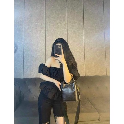 Áo trễ vai xoè bo eo tôn dáng tiểu thư xinh