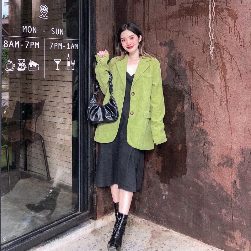 Blazer nhung tăm màu xanh matcha _ Beodaily