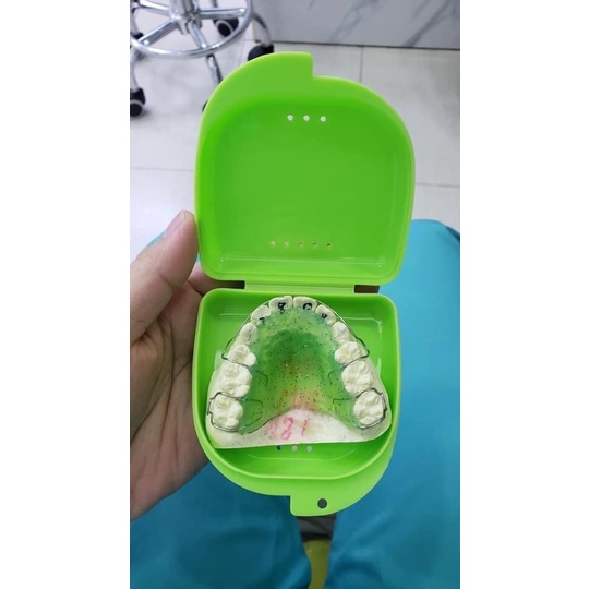 Hộp đựng máng,khay niềng răng,hàm duy trì nha khoa