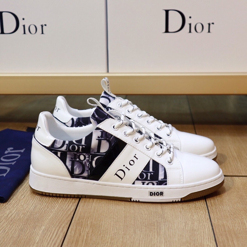 Giày sneaker nam Dior thiết kế mới lớp da bò trên lớp lót da cừu mềm mại on logo thương hiệu