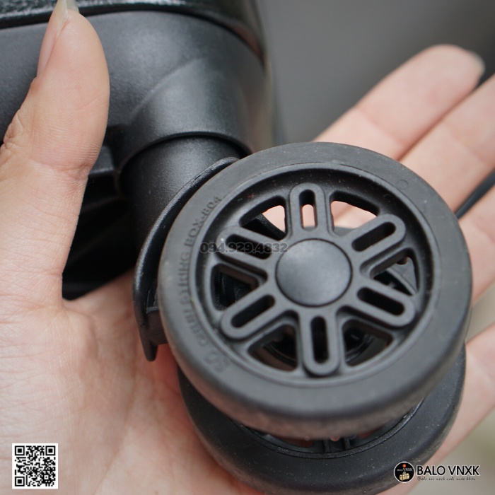 Vali nhựa cao cấp DN802 - Size xách tay 20"