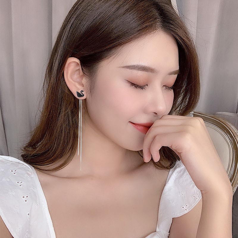 Đôi Khuyên Tai HìNh Thiên Nga PhốI Tua Rua DàI ThờI Trang Cho Nữ