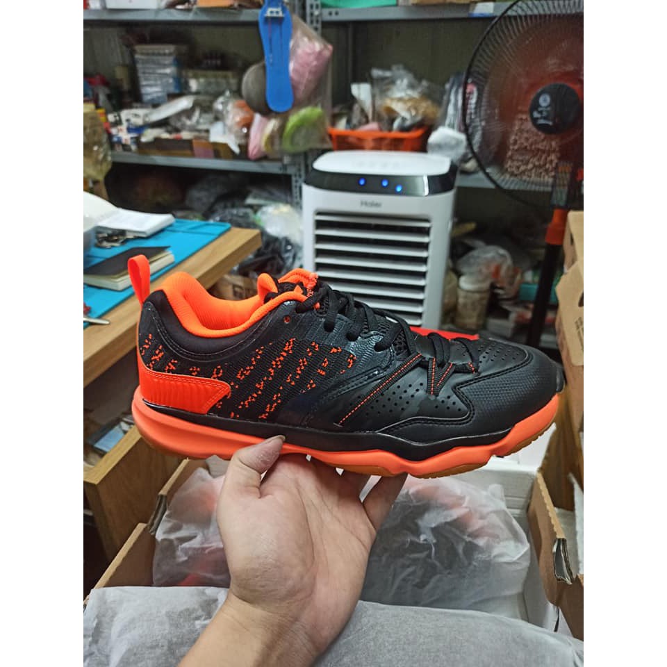 [Mã FAGREEN245 giảm tới 30K đơn 99K] Giày cầu lông nam Lining AYTM081 | BigBuy360 - bigbuy360.vn