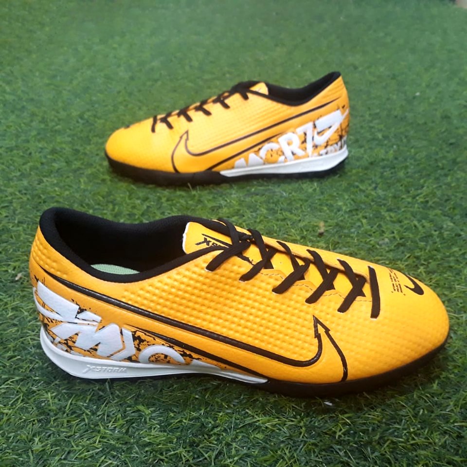 Giày đá banh, giày đá bóng Mercurial sân cỏ nhân tạo đã khâu đế chất liệu simili cao cấp, ko thấm nước