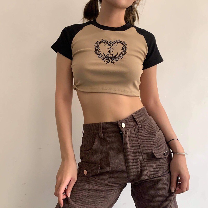 Áo ERRORIST raglan crop logo trái tim