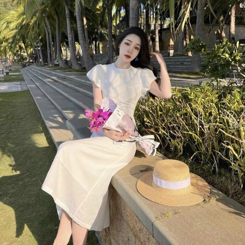 Đầm trắng hở lưng đi biển siêu xinh , hàng cao cấp loại 1 , freeship , đầm trắng hở lưng đi du lịch sang chảnh | BigBuy360 - bigbuy360.vn