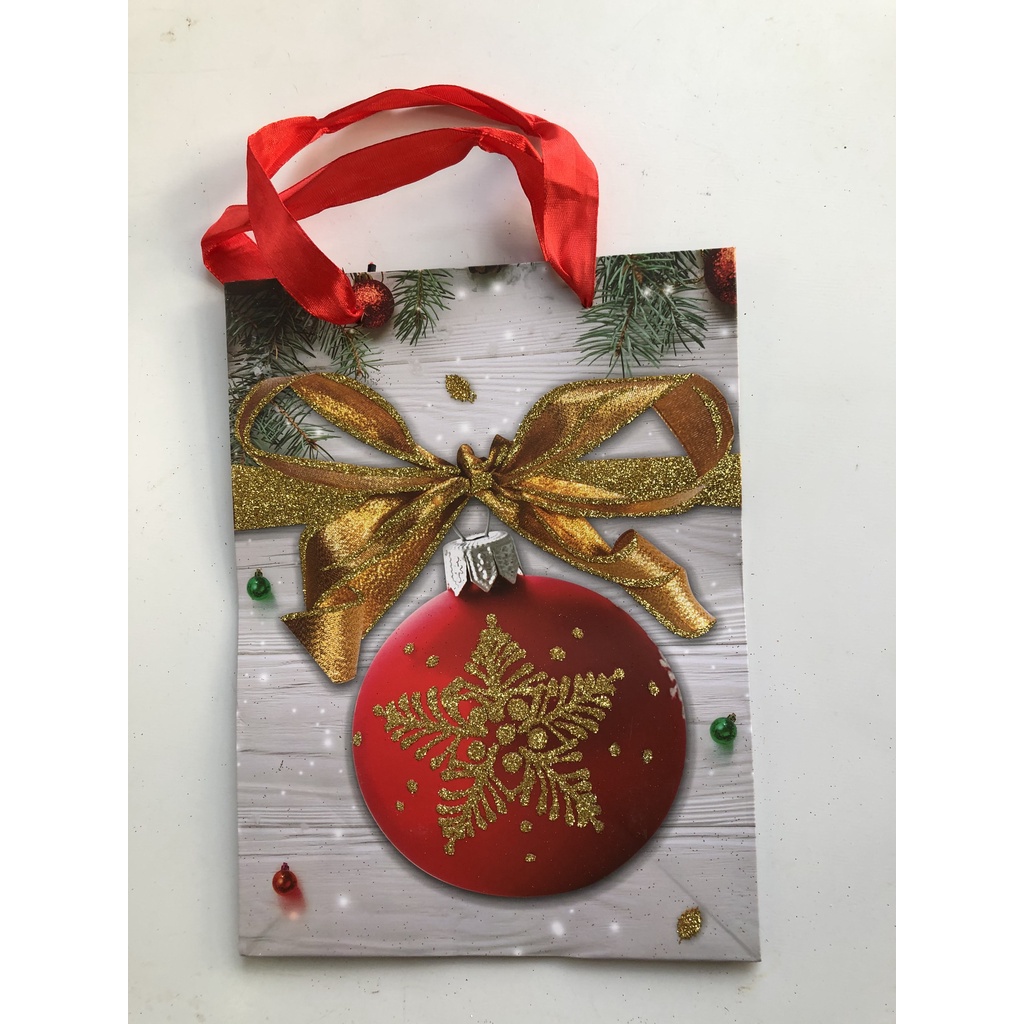 Túi giấy cao cấp đựng quà Noel phủ nhũ lấp lánh 24cm x 18cm trang trí Giáng sinh và làm quà tặng